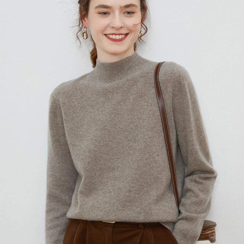Half-high-neck Solid-color Loose-fit Pullover Knit Sweater