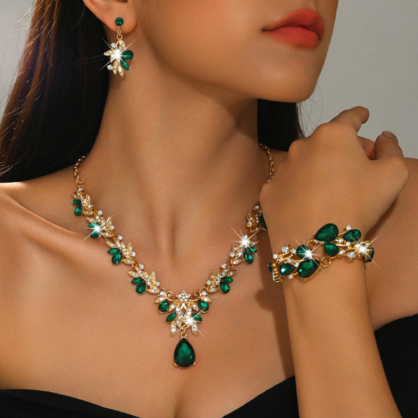 Cross-Border Environmentally Friendly Jewelry Temu New Diamond Flower Necklace Bracelet Earrings Bridal Jewelry Set Fashionable And Sweet
